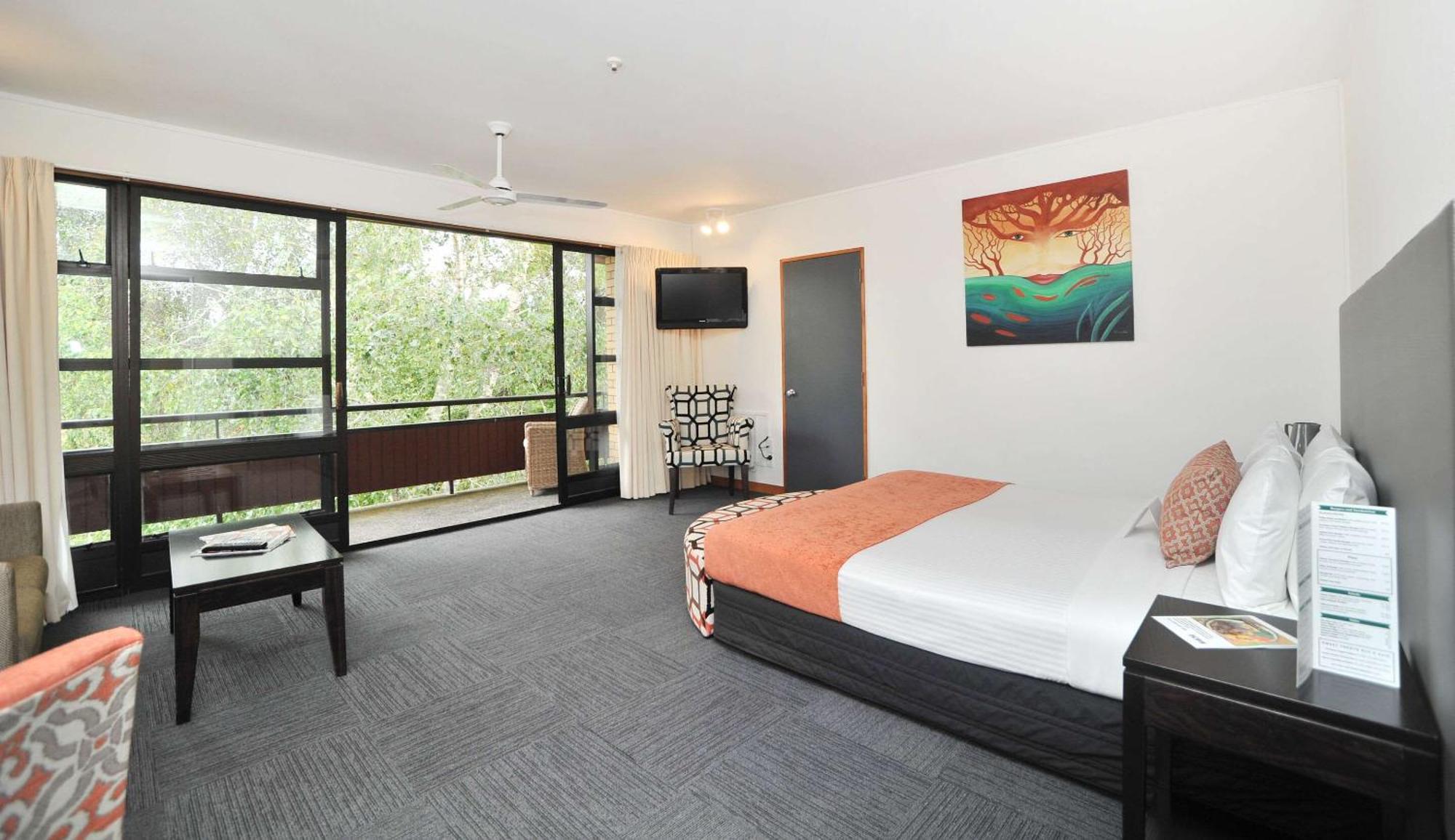 Quality Hotel Lincoln Green Auckland Exterior photo