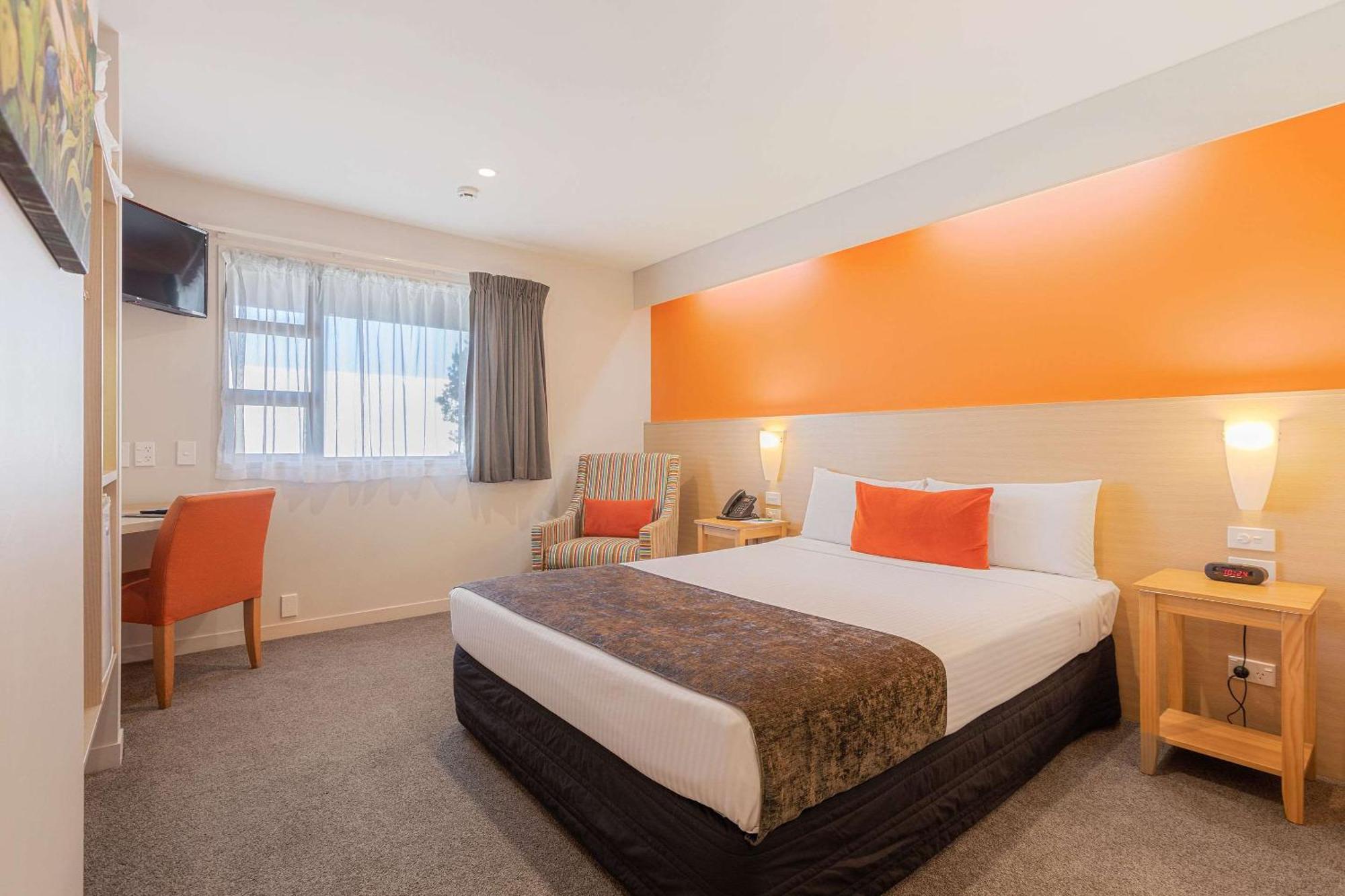 Quality Hotel Lincoln Green Auckland Exterior photo