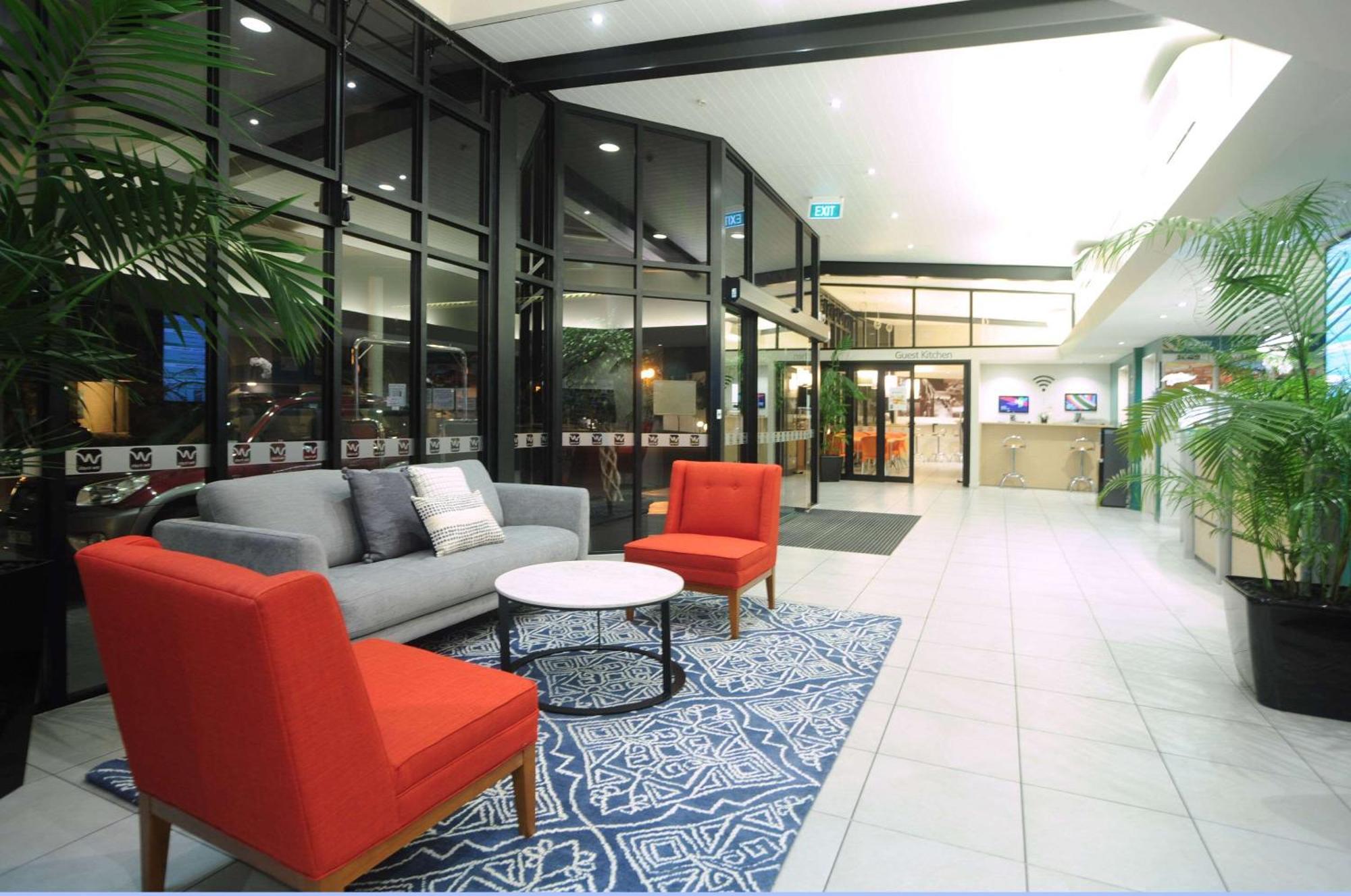 Quality Hotel Lincoln Green Auckland Exterior photo